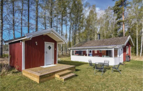 Отель Holiday home Geterud Hammarö  Хаммарё